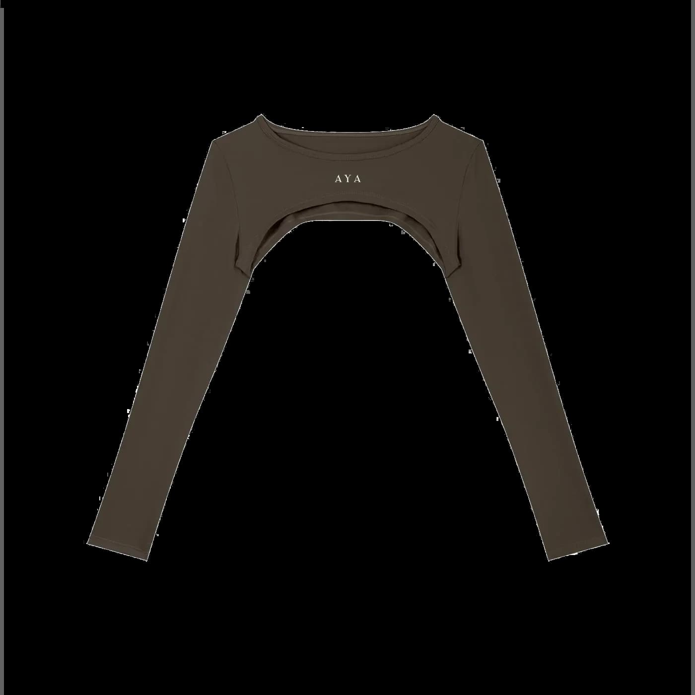 Noir Ease Shrug - Vista Editorial 6