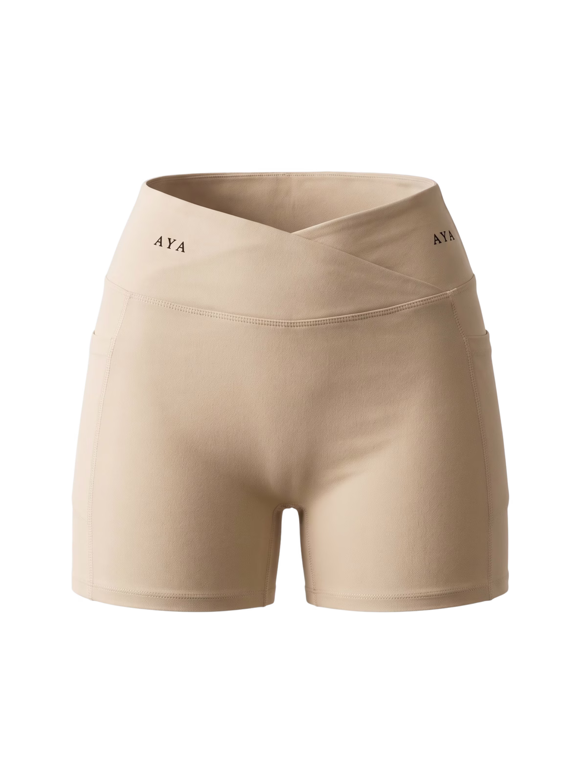 SCULPT Short Técnico con Bolsillo · Caqui en color Caqui - Puesta en modelo en movimiento | AYA